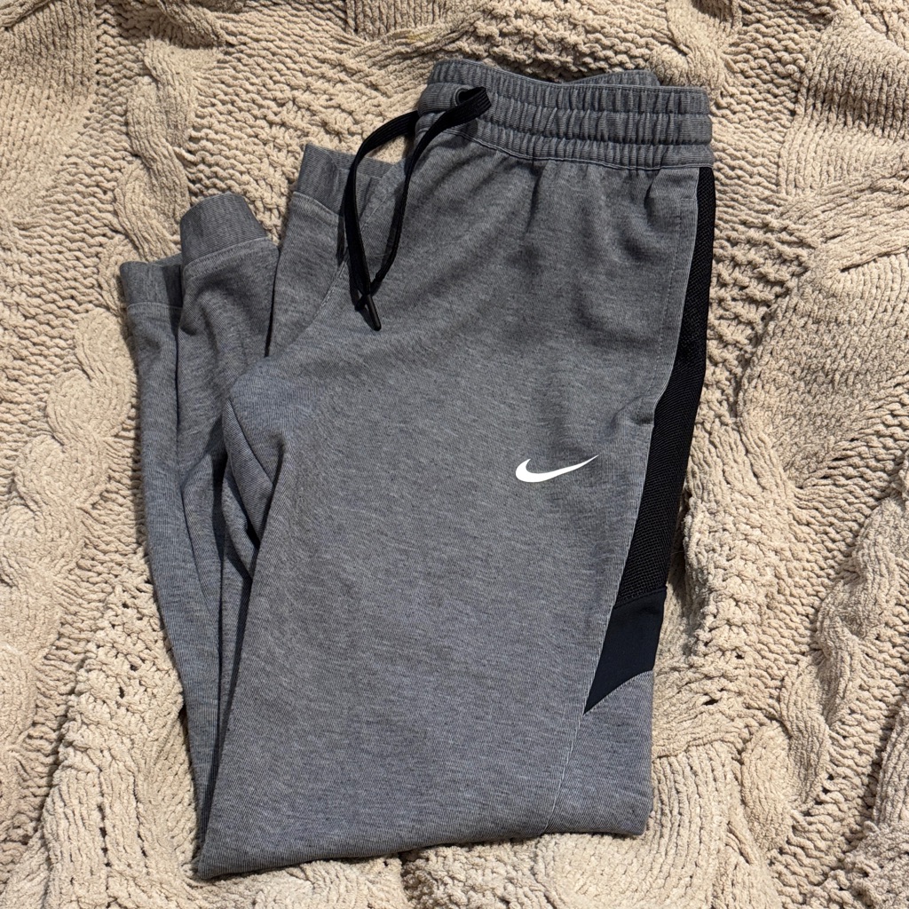 Marquette University Tennis Nike Heather Gray Joggers W Black Details